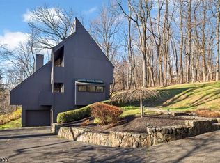 9 Egbert Ave, Morristown, NJ 07960