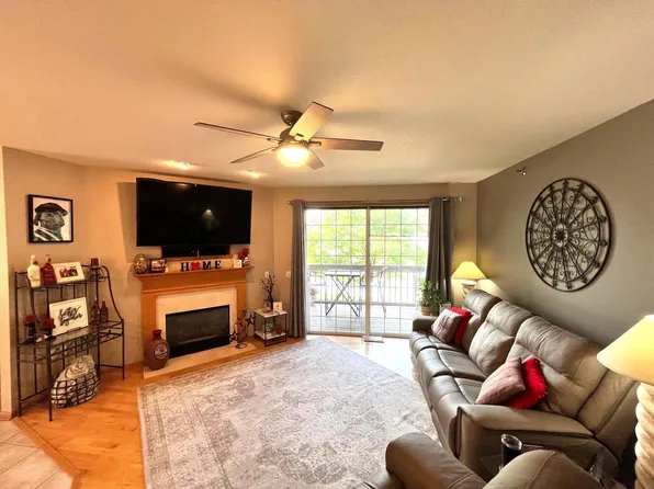 9215 South 51st STREET, Franklin, WI 53132