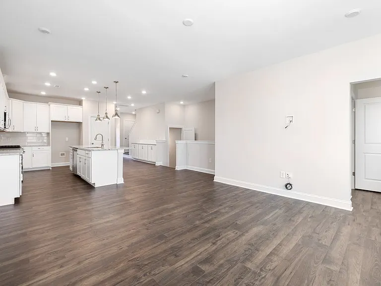 1105 Falling Rock Pl — Photo 23