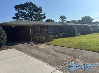 1922 Westmead St SW, Decatur, AL 35601