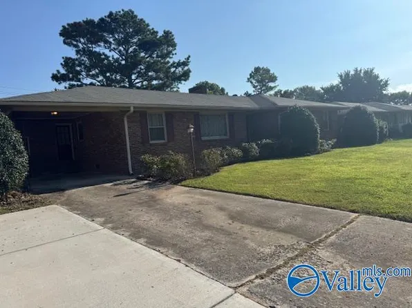 1922 Westmead St SW, Decatur, AL 35601