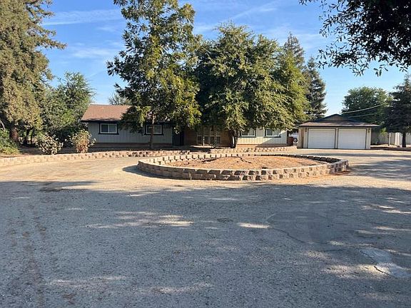 3rd image of 19342 E South Ave