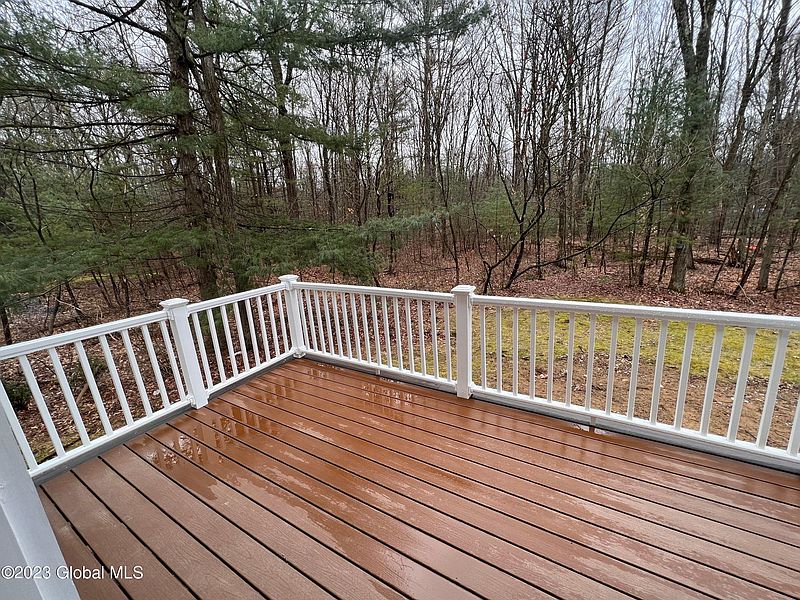 4th image of 24 Glenburnie Drive