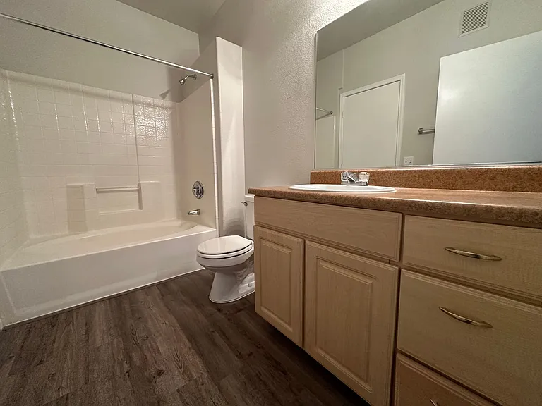 8250 N Grand Canyon Dr #2045 — Photo 19