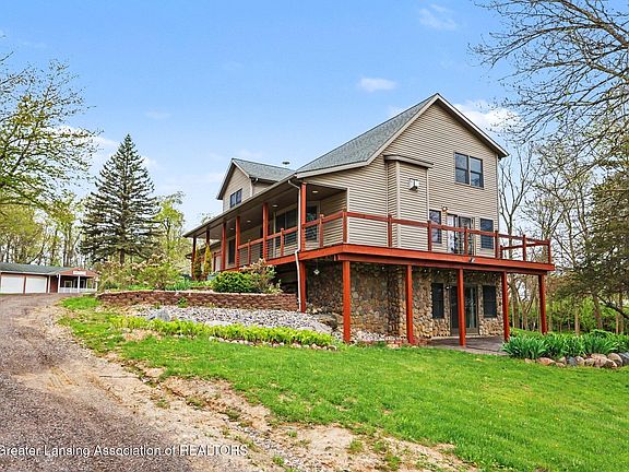 4th image of 1407 Hayes Rd