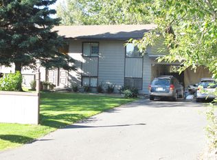8020 Huckleberry St, Anchorage, AK 99502