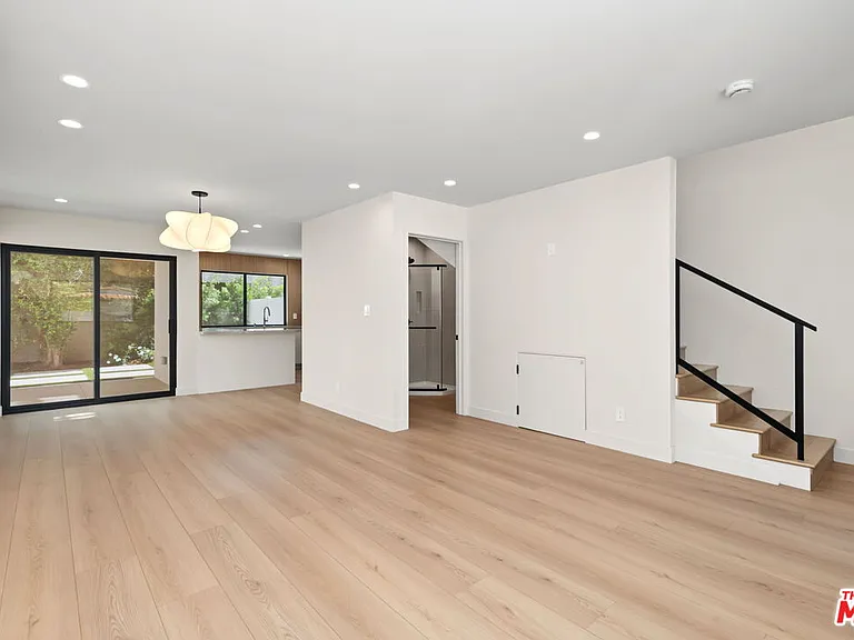 5843 Whitworth Dr — Photo 26