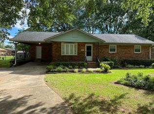 503 Dodd Ln, Spartanburg, SC 29303