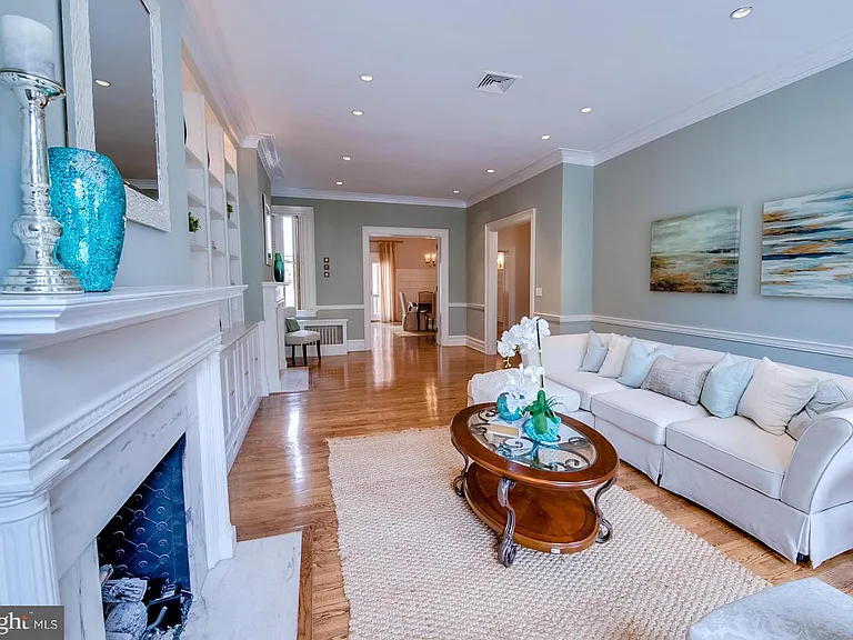 Double living room