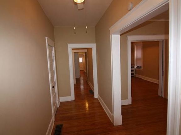 2nd image of 4011 Hartford St #1F