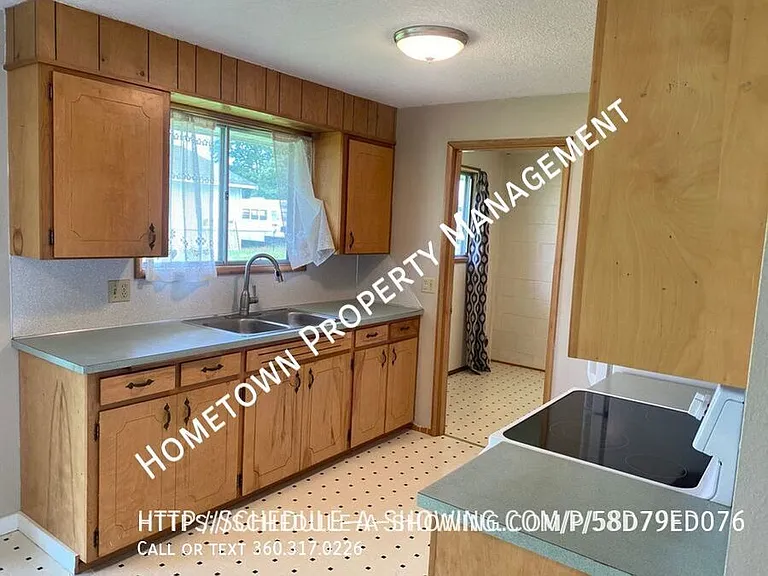 1356 Park Ave E #1 — Photo 6