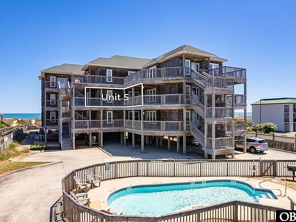 2nd image of 503 N Virginia Dare Trl #5