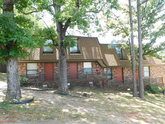 2nd image of 9 Meredith Ct