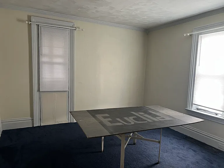 324 Euclid Ave — Photo 5