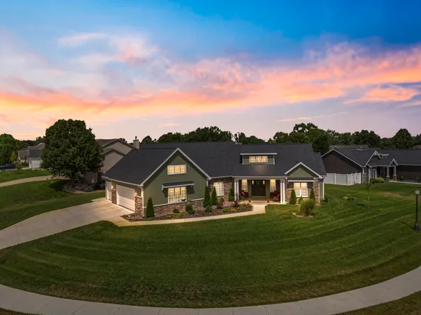 2650 E Lake Tahoe Trl, Warsaw, IN 46582