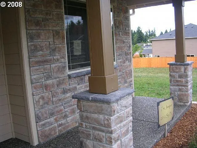 4 bed, 2.5 bath, 2954 sqft, $3,250 — Photo 2