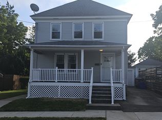 32 S Ledyard St, New London, CT 06320