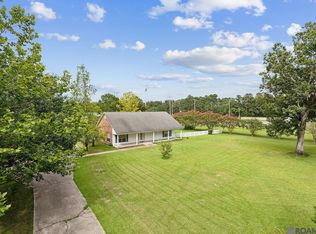 18930 King George Bay Rd, Livingston, LA 70754