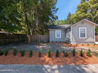 1381 Old Middleburg Rd N, Jacksonville, FL 32210
