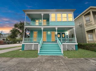 1528 Church St, Galveston, TX 77550
