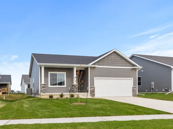1071 NW Yorktown Dr, Waukee, IA 50263