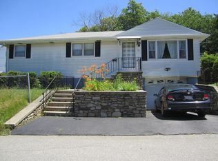 12 Taunton St, Worcester, MA 01604