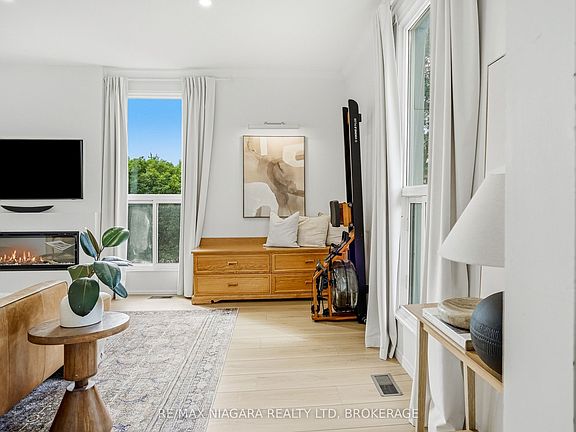 4th image of 88 Neff St