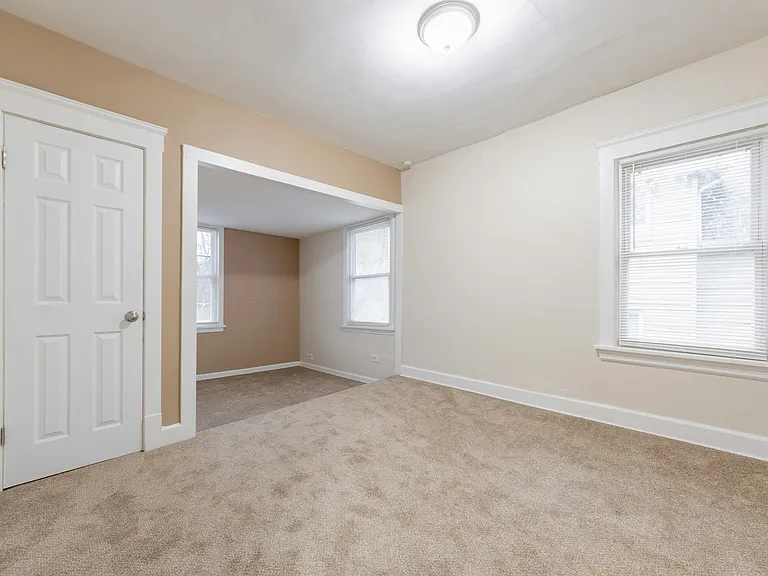 10618 Crestwood Ave — Photo 21
