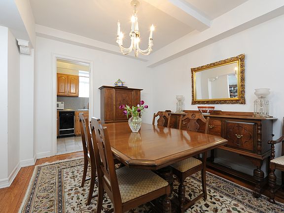 3rd image of 340 W 57th St APT 12D