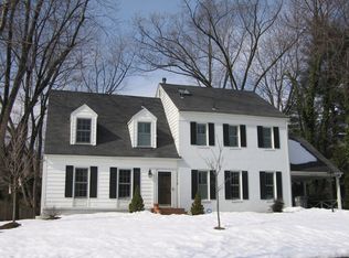 1718 Yale Pl, Rockville, MD 20850