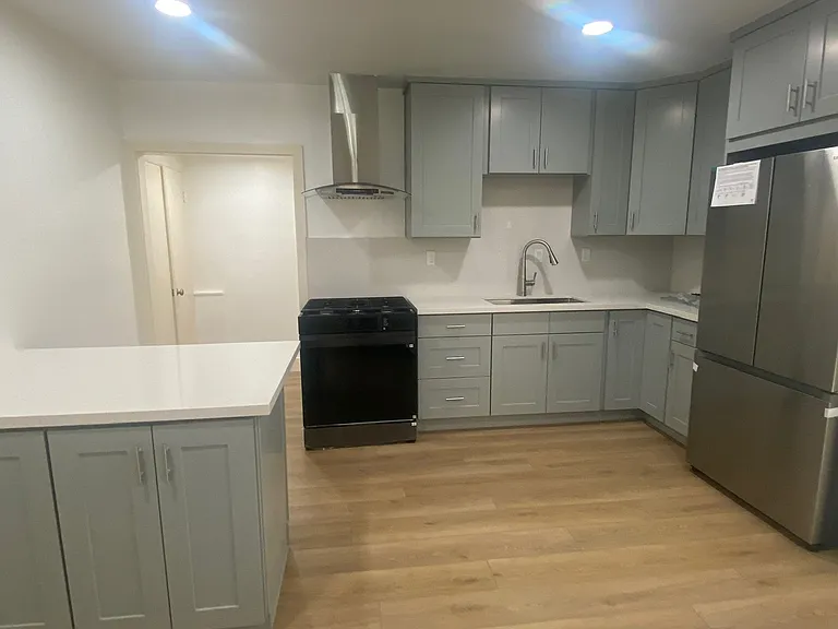 303 S Alta Vista Ave — Photo 12