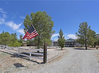 6471 Julie St, Pahrump, NV 89061