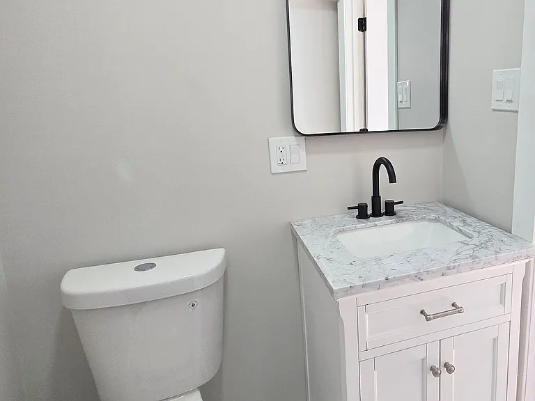 2101 Wharton St #1 — Photo 6