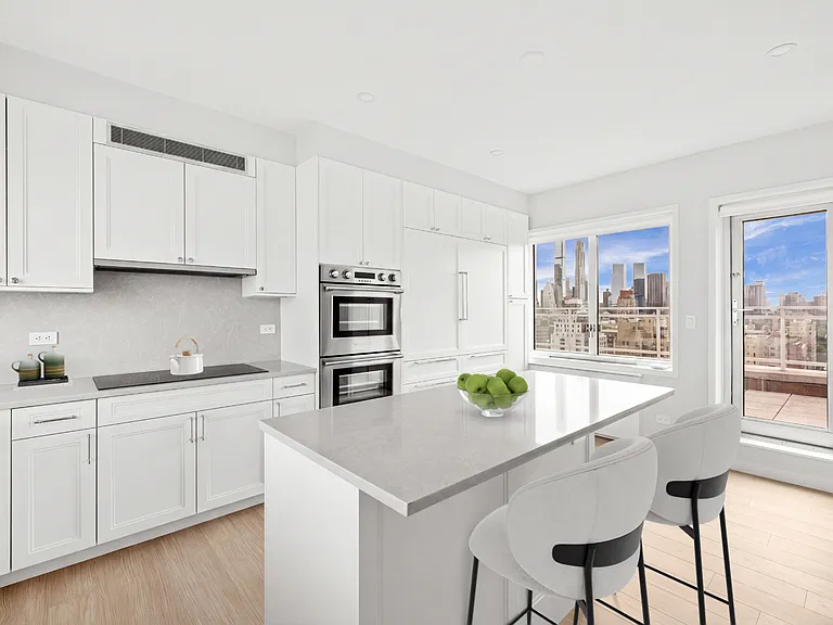 165 E 66th St #PHA — Photo 7