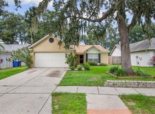 1036 Hardwood Dr, Valrico, FL 33596