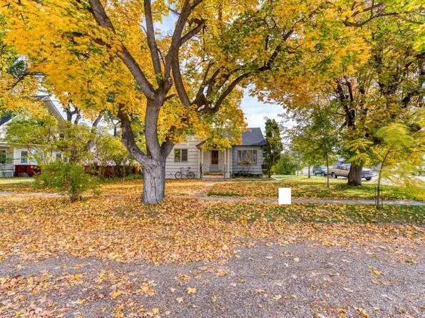 614 S 2nd St, Hamilton, MT 59840