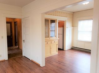 12484 SW Broadway St APT 6, Beaverton, OR 97005