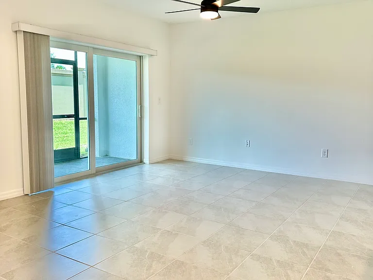 5425 Tripoli Dr — Photo 16