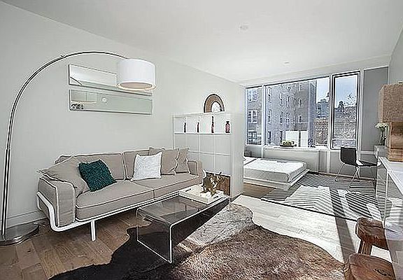 3rd image of 158 W 83rd St APT 5B
