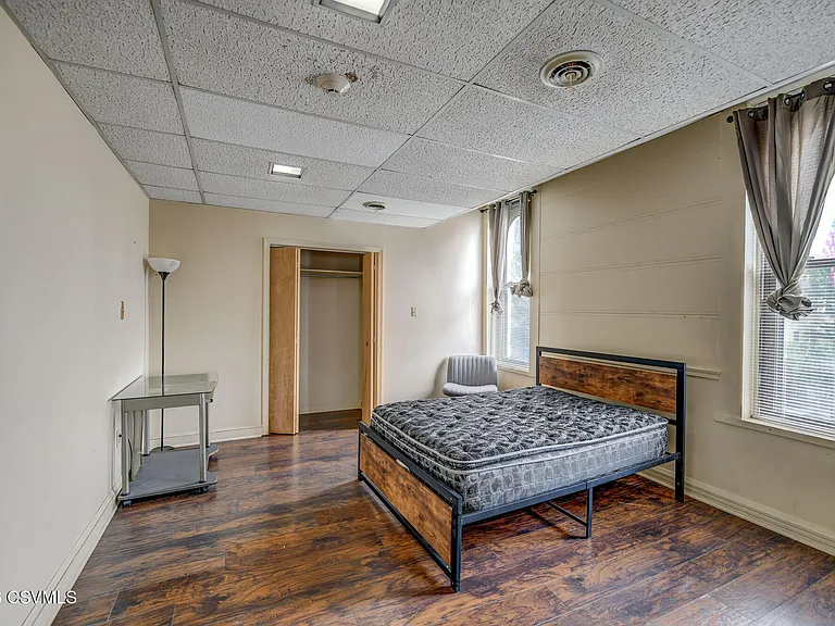 105 W Main St #3RDFLAPT2 — Photo 16