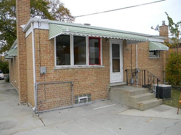 2nd image of 3705 Dora St