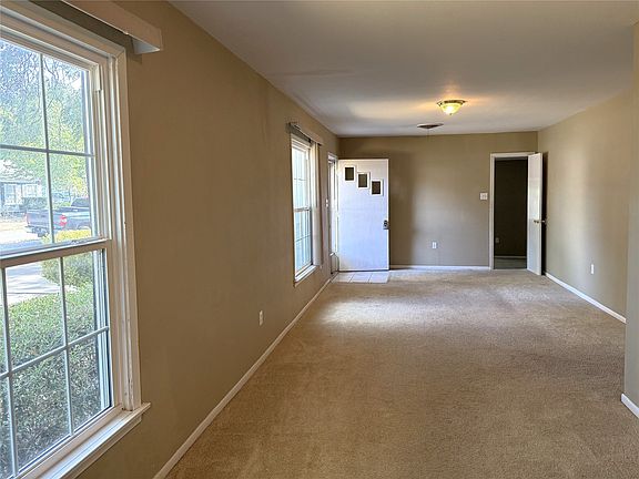 2nd image of 3520 Maple Ave