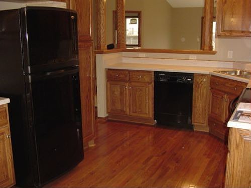 4th image of 503 Edgebrook Ct