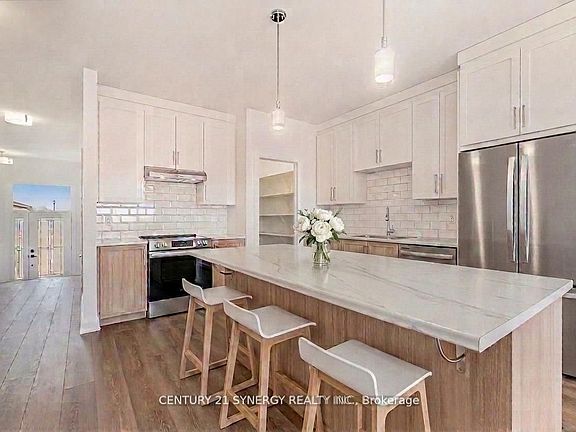 5th image of 261 Argile St #A