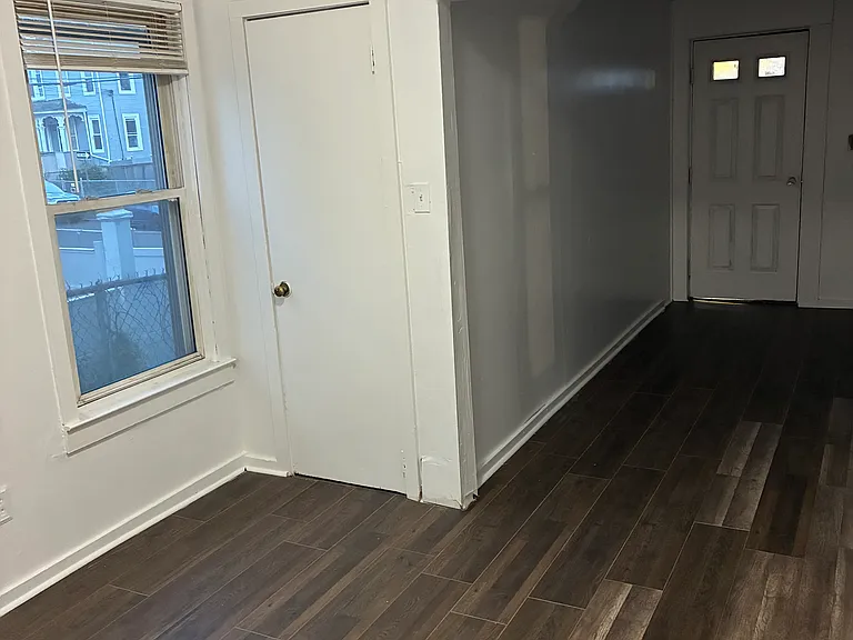29 Cedar St #1 — Photo 11
