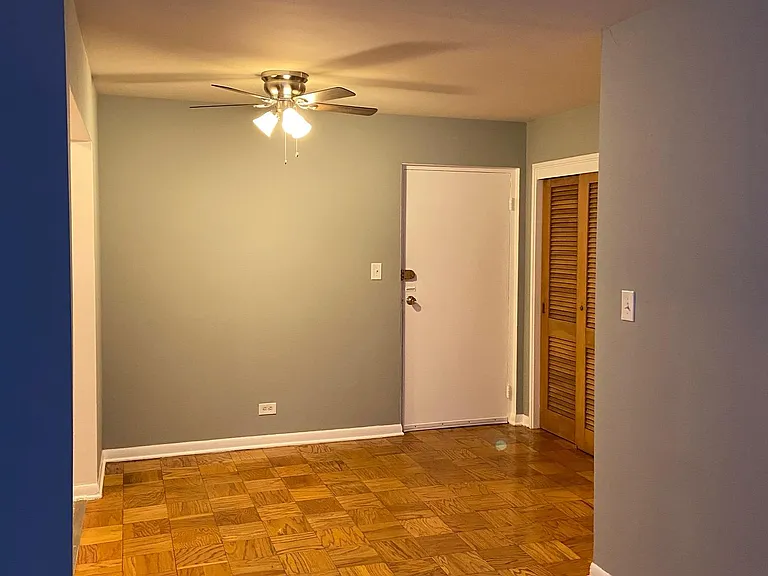 1040 Chicago Ave #108 — Photo 2
