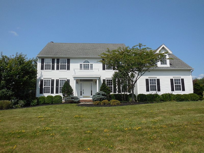 8 Parkland Dr, Milford, NJ 08848 Zillow
