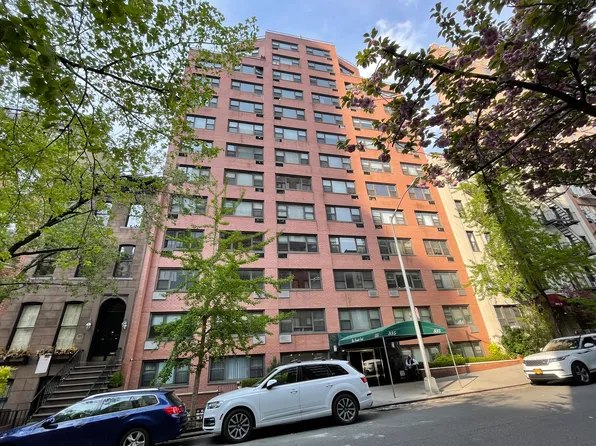 335 East 51st Street image 1 of 7