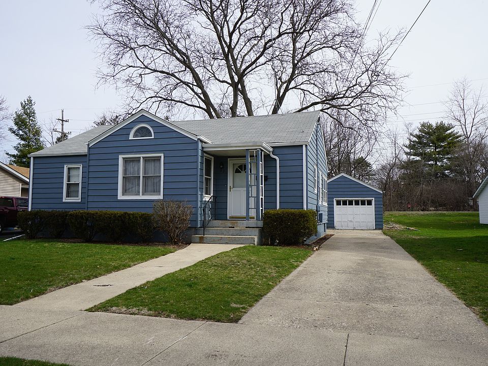 2nd image of 23 E Lincoln Ave