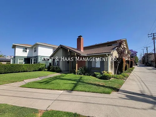 440 E San Antonio Dr #4 Photo 1